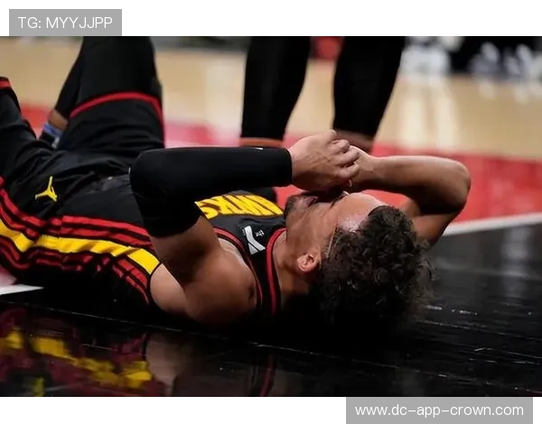 特雷·杨挡拆单打提升效率超越上赛季无球输出