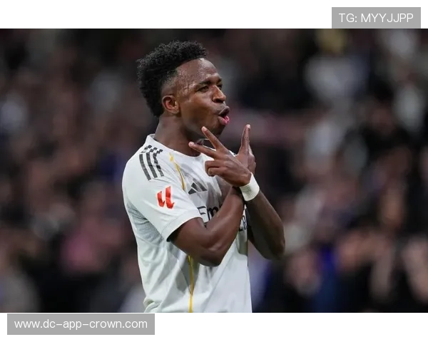 维尼修斯皇马巅峰赛季表现解析：进攻核心地位如何体现