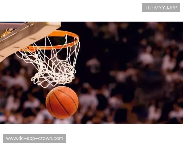 利拉德单打制造错位提升效率不同于库里